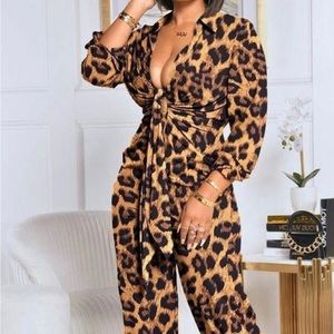 127-Leopard print jumpsuit